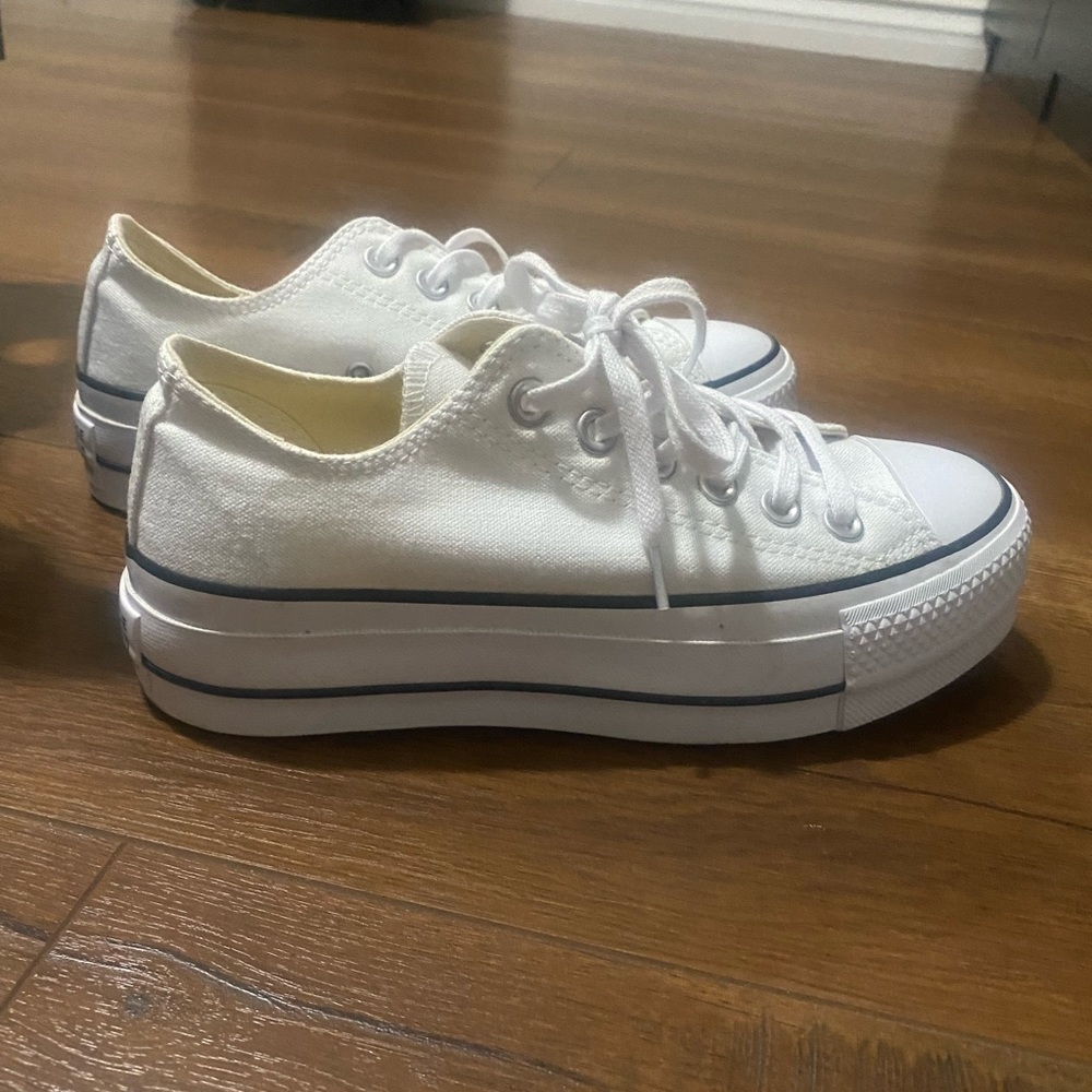 Converse Low Top Lift Platform Sneakers